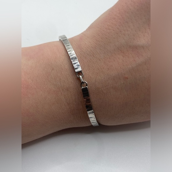 VTG Sterling Brushed Woodgrain Texture Bracelet Adjustable 6.5” - 7.5” / 4mm - Picture 4 of 9